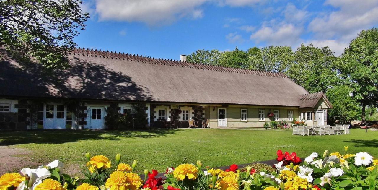 Vanatoa Taluhotell Koguva 外观 照片